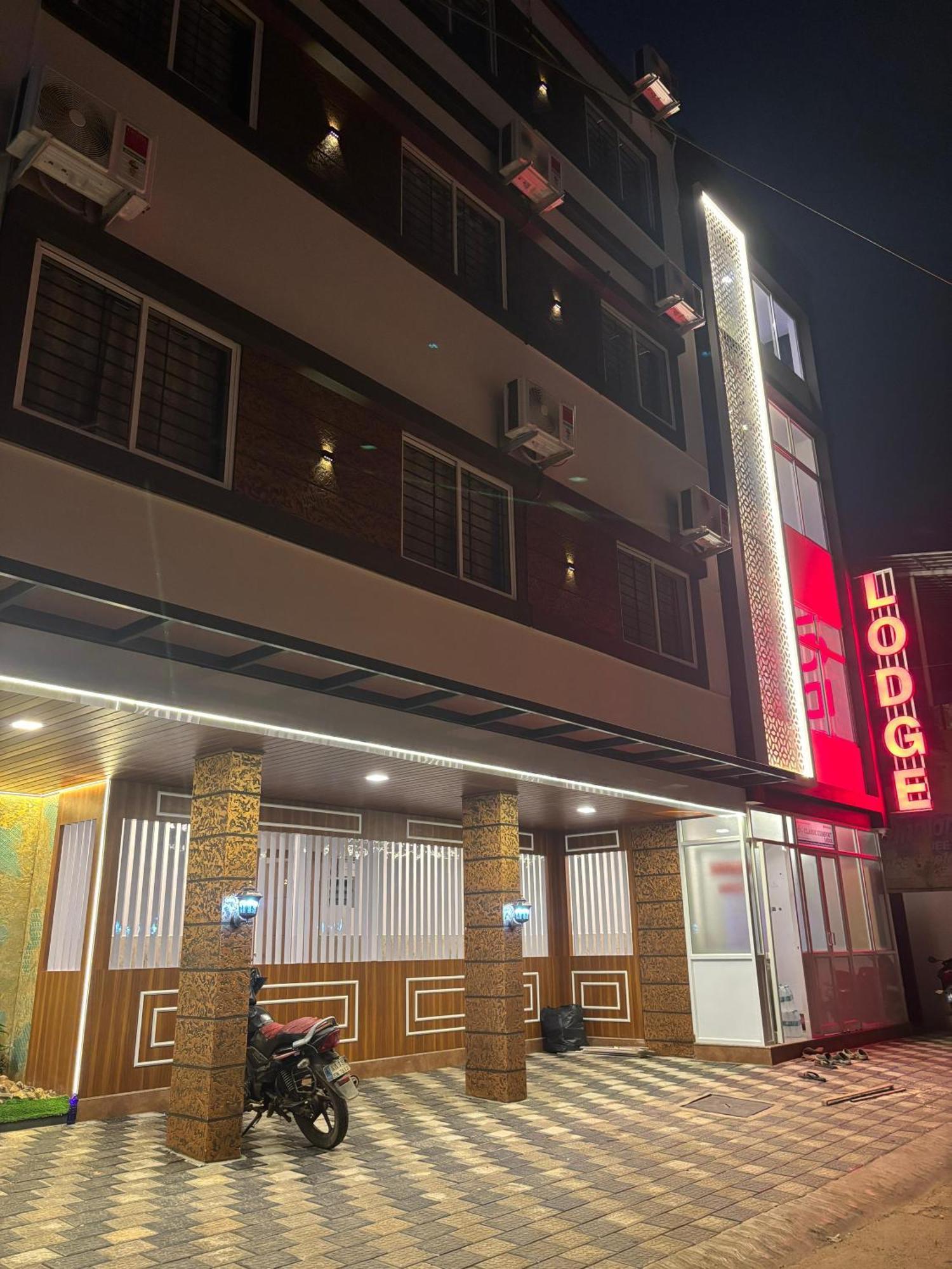 Classic Comfort Lodge Mangalore Exterior photo